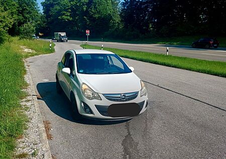 Opel Corsa 1.4 Color Edition