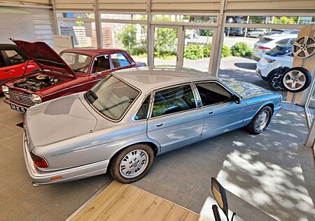Jaguar XE Sovereign, 2-Hand!