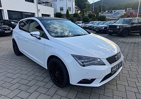 Seat Leon Style/Sport/Alu 18"/Navi/LED/HiFi/PDC