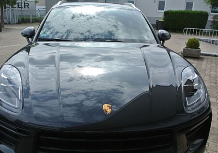 Porsche Macan grau/schw,21",kamera,pano,bose,pasm,led,