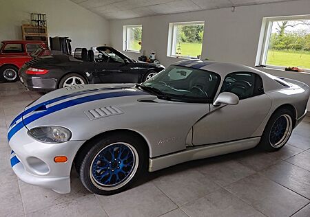 Dodge Viper