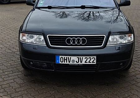Audi A6 2.4 tiptronic -
