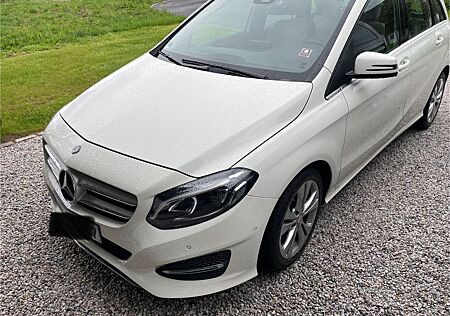 Mercedes-Benz B 200 -