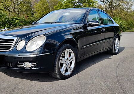 Mercedes-Benz E 320 CDI 4MATIC AVANTGARDE