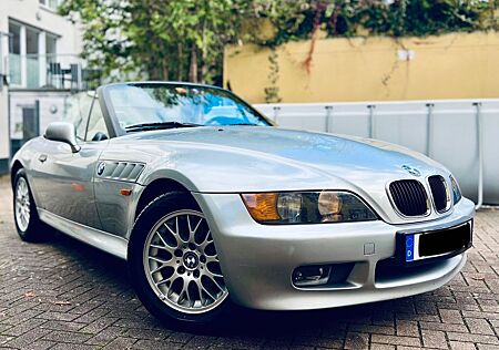 BMW Z3 Roadster 1.9 - Traumauto