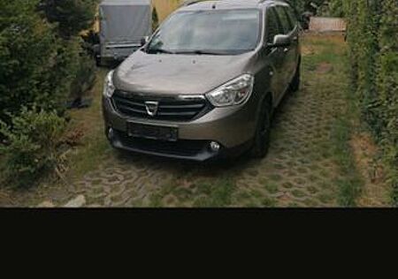 Dacia Lodgy dCi 110 eco2 Lauréate Lauréate