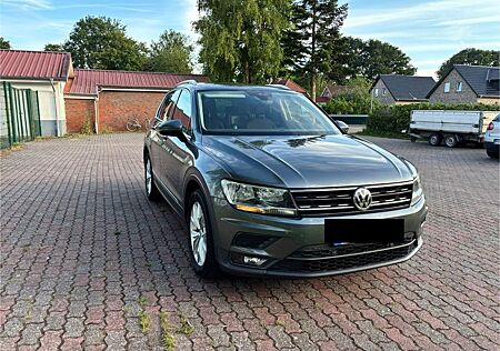 VW Tiguan Volkswagen Gepflegter 1.4 TSI SOUND; TÜV neu