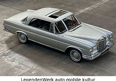 Mercedes-Benz 250 SE W111 Hamburg Schweiz UNGESCHWEIßT SSD AUT