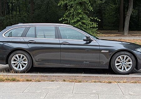 BMW 520d Touring A - top gepflegt