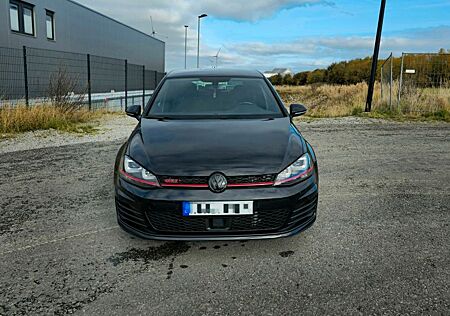 VW Golf Volkswagen 7 GTI Performance DSG | Keyless | DDC | AID