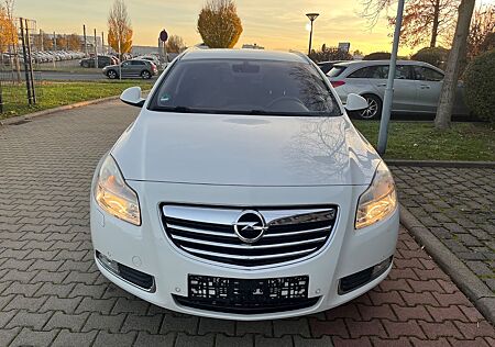 Opel Insignia A Sports Tourer Sport*Tüv.11.2027