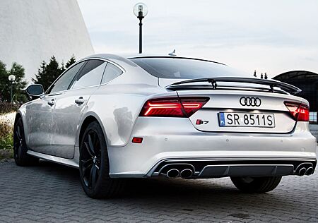 Audi S7 4.0 TFSI quattro Sportback V8 450hp