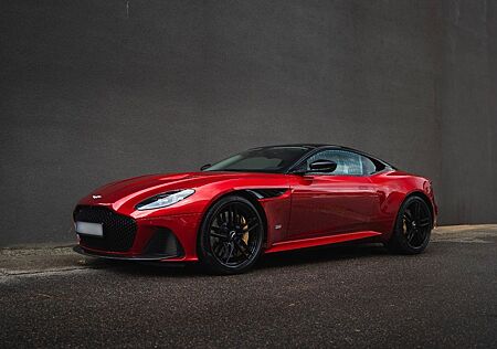 Aston Martin DBS 5.2 V12