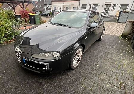 Alfa Romeo 147 1.6 16V TS ECO Distinctive Distinctive