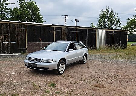 Audi A4 B5 1.6 Avant / TÜV NEU