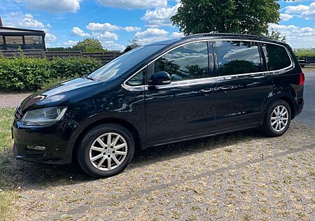 VW Sharan Volkswagen 1.4 TSI , Tempomat, AHK, Navi, PDC