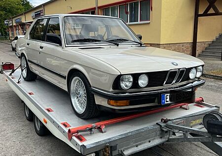 BMW 525 E28 Eta