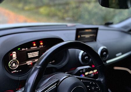 Audi A3 1.4 TFSI e-tron S tron. design Sportback ...