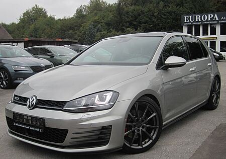 VW Golf Volkswagen VII Lim. GTD BMT