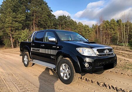 Toyota Hilux Double Cab DPF Life 2.5 D-4D 144 PS 4x4