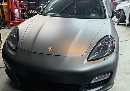 Porsche Panamera PREISREDUZIERUNG GTS 4,8 l V8