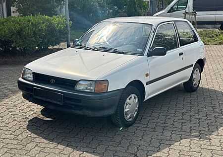 Toyota Starlet 1.3 XLi Top Zustand!! Zahnriemen Neu