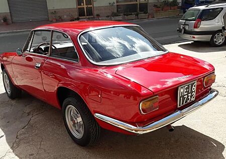 Alfa Romeo Junior GT 1,3 lit kantenhaube