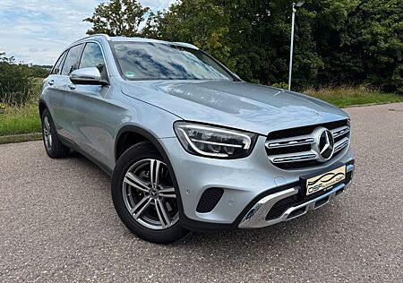 Mercedes-Benz GLC 220 d 4Matic,LED,AHK,Standheizung,Leder,RFK