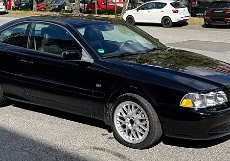 Volvo C70 2.4T - Coupe