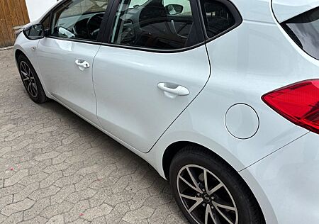 Kia Cee'd / Ceed 1.4 CVVT Spirit Spirit