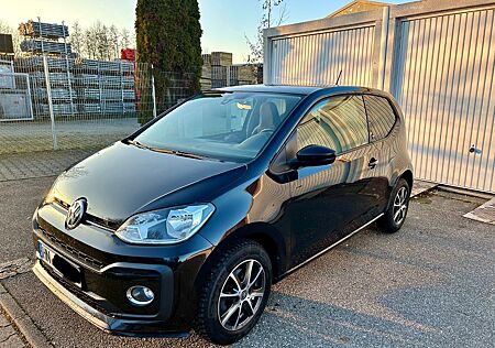 VW Up Volkswagen ! 1.0 TSI sound !