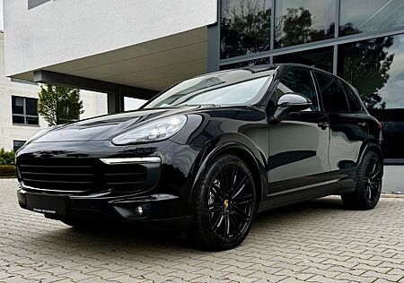 Porsche Cayenne 4.2L V8 DIESEL*PLATINUM*PCM*PDLS*PANO*21