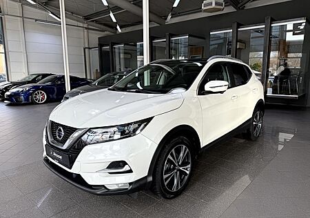 Nissan Qashqai 1.3 DIG-T DCT N-Connecta Pano. 360 AHK