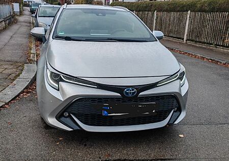 Toyota Corolla 2,0 Hybrid Club Touring Sports