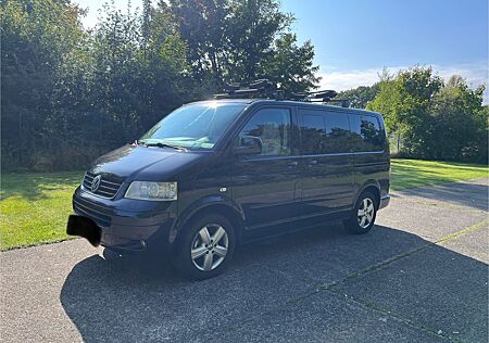 VW T5 Multivan Volkswagen Highline 2.5 TDI | 174 PS