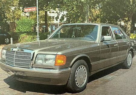 Mercedes-Benz S 260 Oldtimer im Originalzustabf