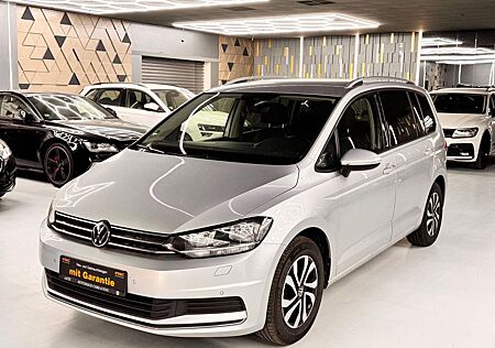 VW Touran Volkswagen Active 7Sitzer/DSG/PDC/CARPALY