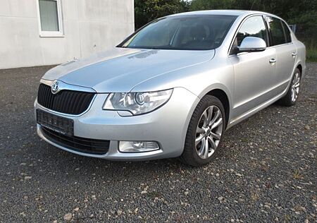 Skoda Superb 1.8 TSI Ambition *NAVI/XENON*