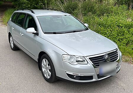 VW Passat Variant Volkswagen 2.0 TDI Comfortline Variant C...