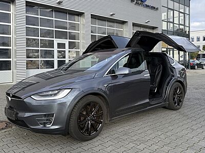 Tesla Model X Long Range Gratis Supercharger-Nutzung