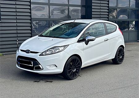 Ford Fiesta in Top Zustand mit sportlichem Design