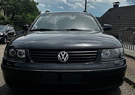 VW Passat Variant Volkswagen 1.8 T mit tüv