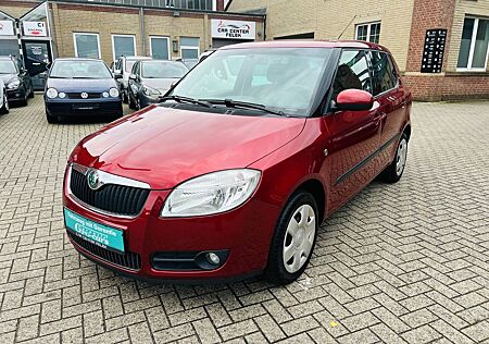 Skoda Fabia Ambiente PDC KLIMA EFH AWR Garantie