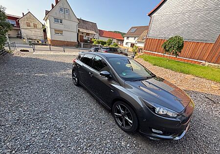 Ford Focus 1,0 EcoBoost 92kW ST-Line Automatik
