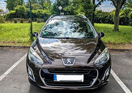 Peugeot 308 SW Allure HDi FAP 165 Automatik Allure