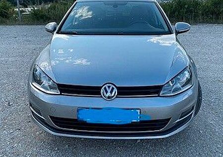 VW Golf Volkswagen 1.4 TSI 90 kW Comfortline
