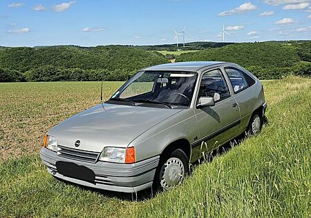 Opel Kadett -E-CC 1.4i LS GL *TÜV NEU*