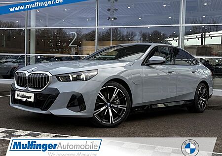 BMW 550e xDr.M Sport ACC SurView HUD Bow+Wil.AHK 20"