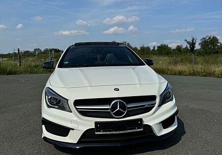 Mercedes-Benz CLA 45 AMG Shooting Brake CLA 45 AMG SPEEDSH...