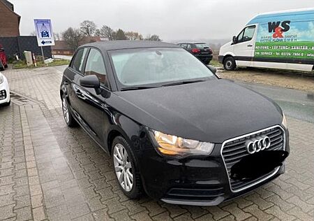 Audi A1 1.2 TFSI Attraction Sportback Attraction